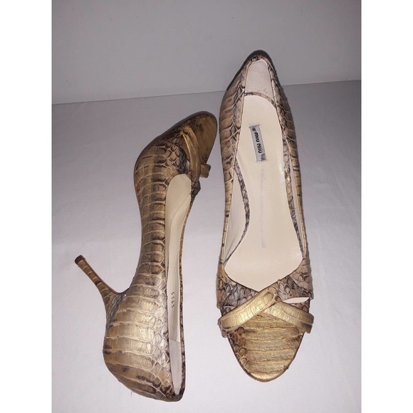 Miu Miu Snakeskin with Metallic Gold Highlights Open Toe Pumps 37 IT - Picture 8 of 11